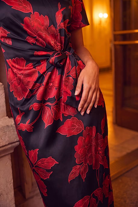 Vestido midi floral con lazo lateral - Image 4