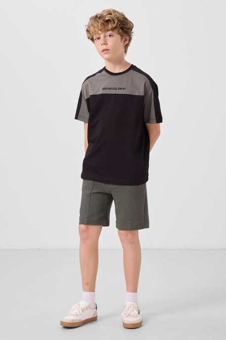 Pantalón corto de punto Regular Fit - Image 1