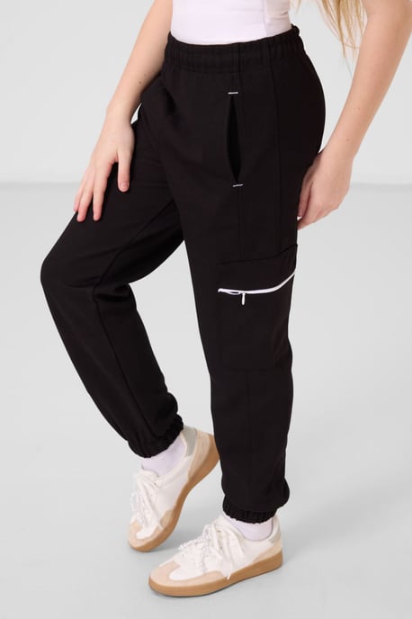 Conjunto de chándal de manga corta y cuello redondo - Image 2