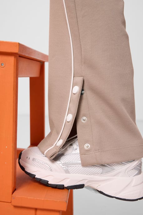 Pantalón de chándal de pierna ancha con cintura elástica - Image 2