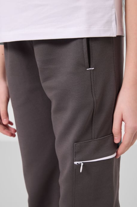 Conjunto de chándal de manga corta y cuello redondo - Image 6