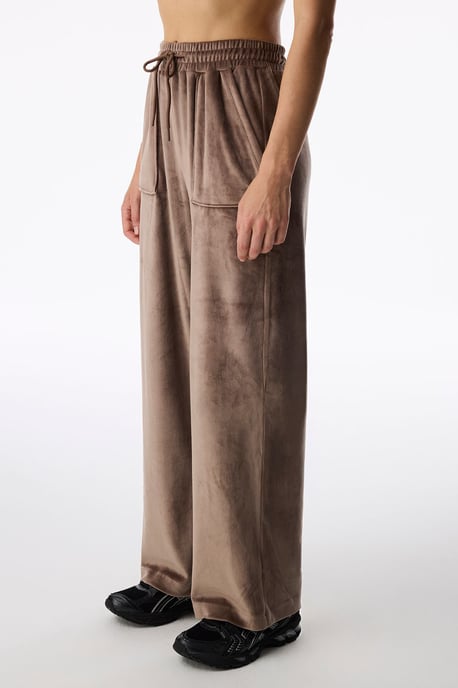 Pantalón de chándal de terciopelo suave con bolsillos delanteros - Image 2