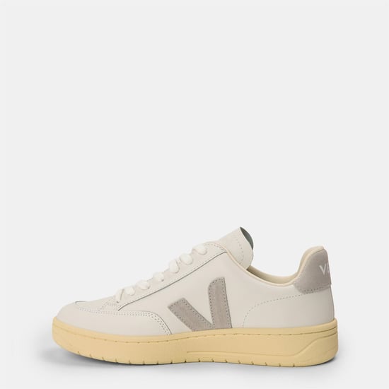 Veja VEJA V Leather Court zapatillas para mujer en Blanco/Gris - Image 2
