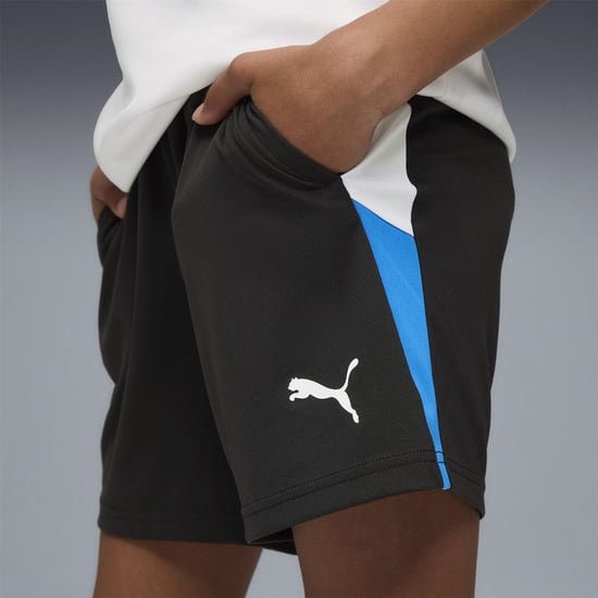 Pantalones cortos de fútbol de entrenamiento Puma Individualliga para niño en Blk-Wht-UltrBlu - Image 5