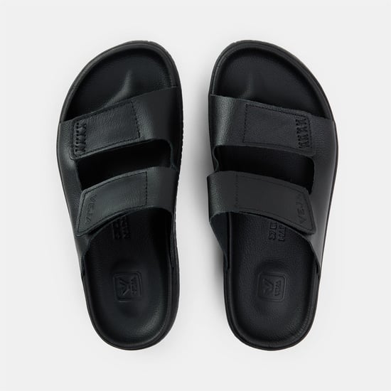 Sandalias planas de piel para mujer VEJA Etna en Full Black - Image 4