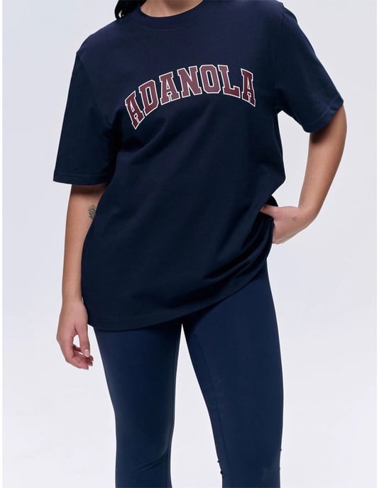 Adanola Varsity T-Shirt Mujer Azul marino Oversize - Image 1