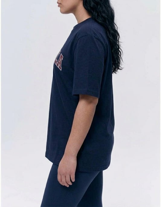 Adanola Varsity T-Shirt Mujer Azul marino Oversize - Image 3