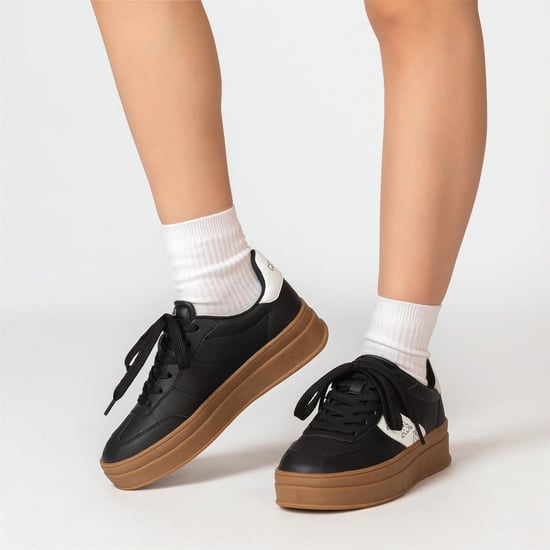 Kappa Scafa zapatillas deportivas de plataforma para mujer en negro - Image 3
