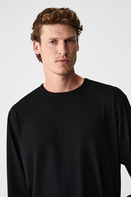 Camiseta de manga larga con cuello redondo y textura de canalé - Image 3
