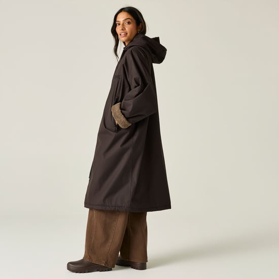 Regatta Outdoor Active unisex bata impermeable para cambiarse - Chocolate oscuro/Moca - Image 3