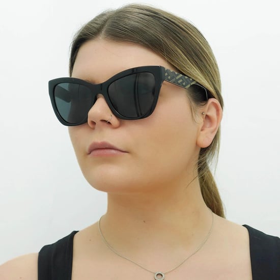 Versace Gafas de sol de Cat Eye para mujer con patrón negro gris oscuro VE4417U - Image 5