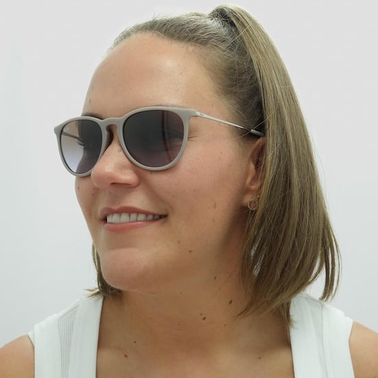 Ray-Ban Gafas de sol Erika 4171 600068 Goma oscura Arena Marrón degradado - Image 6