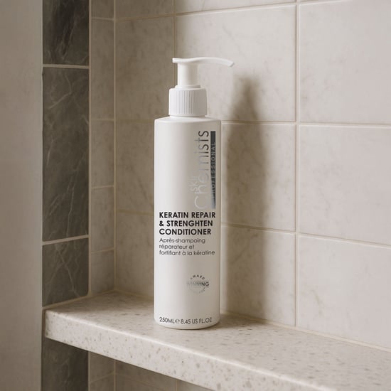 skinChemists Acondicionador reparador y fortalecedor con queratina 250 ml - Image 3
