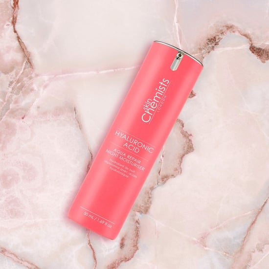 skinChemists Crema hidratante de noche antiedad Aqua Repair con ácido hialurónico 50 ml - Image 2