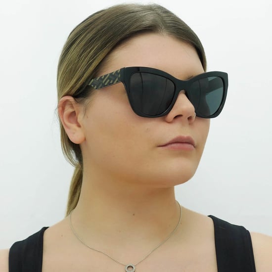 Versace Gafas de sol de Cat Eye para mujer con patrón negro gris oscuro VE4417U - Image 6