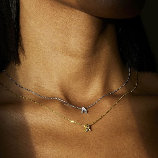 Collar Luxenter, alphabet de plata de ley 925 y circonita multicolor con acabado en baño de oro amarillo de 18 quilates - Image 4