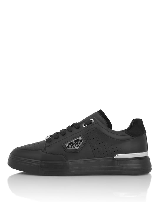 Low-Top Sneakers Triangle - Image 4