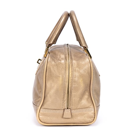 Loewe Amazona 28 Tote Bag en oro Cuero de ternero - Image 3