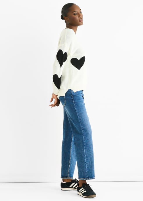 Jersey de punto blanco con cuello en V y corazón oversize - Image 3
