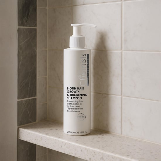 skinChemists Set dúo esencial de biotina para el cabello - Image 3
