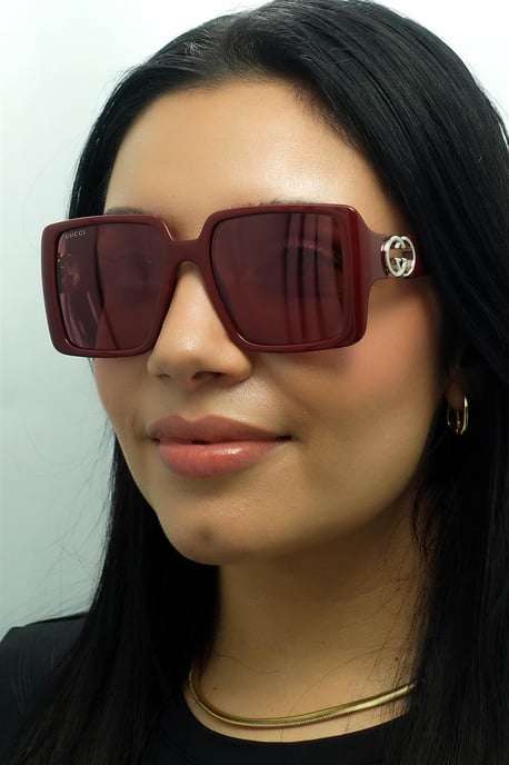 Gucci Cuadrado Mujer Borgoña con Plata Rojo con Espejo Plata GG1692S - Image 5