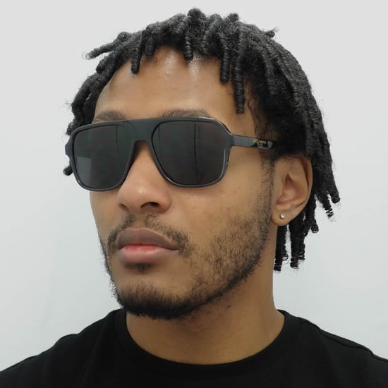 Gafas de sol cuadradas para hombre transparentes grises y negras de Dolce & Gabbana - Image 5
