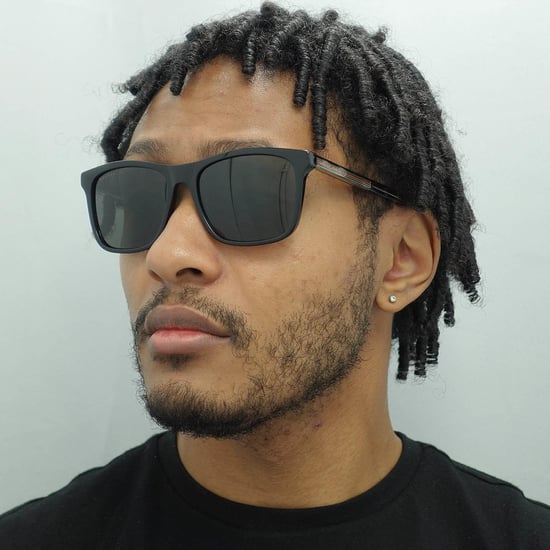 Gafas de sol polarizadas para hombre Gucci Rectangulares negras y grises. - Image 6