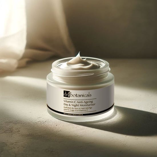 Dr Botanicals Vitamina C Anti-Edad Hidratante Día y Noche 50ml - Image 2