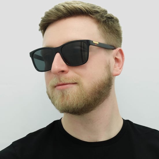 Gafas de sol negras y grises para hombre Gucci Rectangulares - Image 6