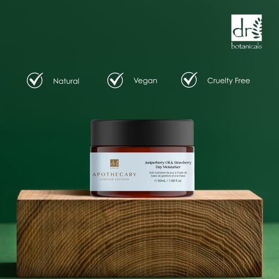Dr. Botanicals Crema hidratante de día antiedad con aceite de enebro y fresa 50 ml - Image 3