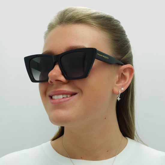 Alexander McQueen Cat Eye Señoras Negro Gris AM0299S - Image 6