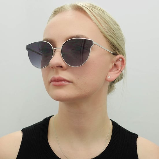 Gafas de sol Guess GF0353 10B gris plata degradado - Image 5