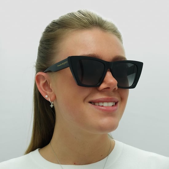 Alexander McQueen Cat Eye Señoras Negro Gris AM0299S - Image 5