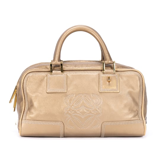 Loewe Amazona 28 Tote Bag en oro Cuero de ternero - Image 1