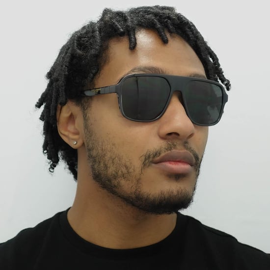 Gafas de sol cuadradas para hombre transparentes grises y negras de Dolce & Gabbana - Image 6