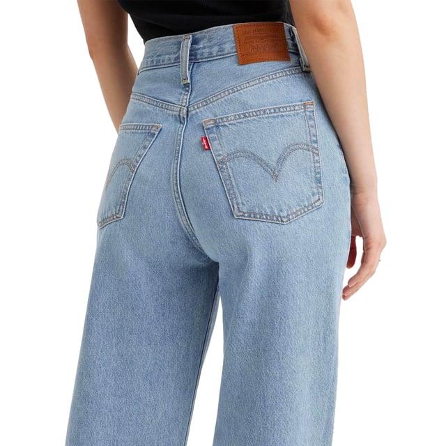 Levis a la 2025 cintura