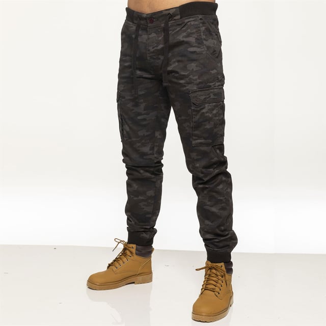 Pantalon estilo sales militar